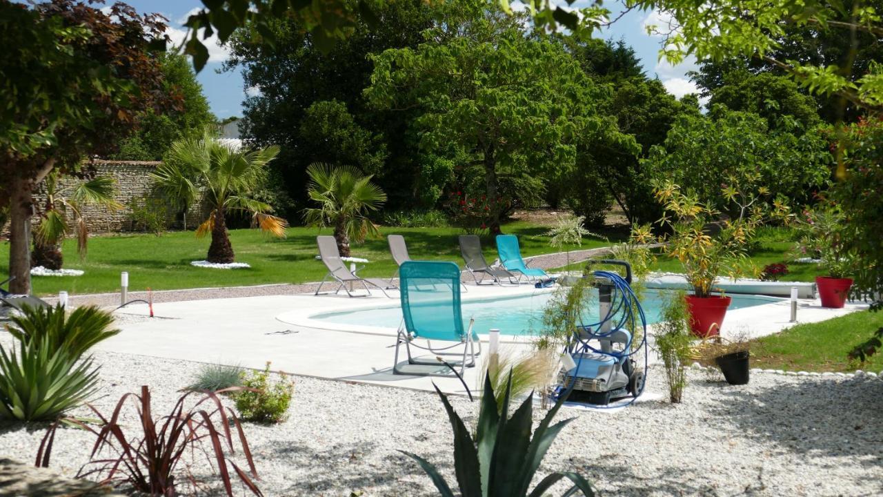 La Rochelle Et L'Aunis Bed & Breakfast Saint-Sauveur-d'Aunis Exterior foto