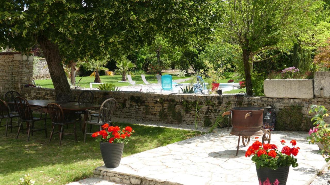 La Rochelle Et L'Aunis Bed & Breakfast Saint-Sauveur-d'Aunis Exterior foto